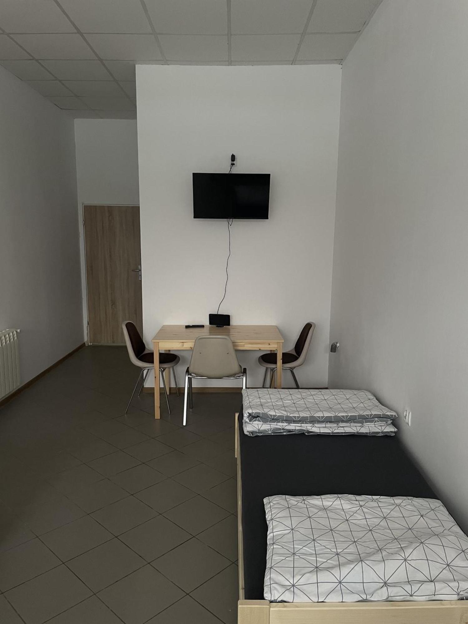 Noclegi Pracownicze Lazur Цеханув Экстерьер фото